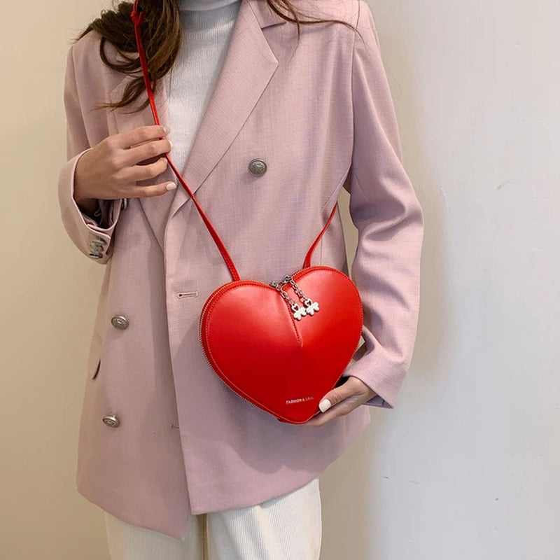 Peach Heart Shape Crossbody Bag New Small Shoulder Bag Ladies PU Fashion Love Bag 2024 Luxury Designer Handbag Solid Sling Purse