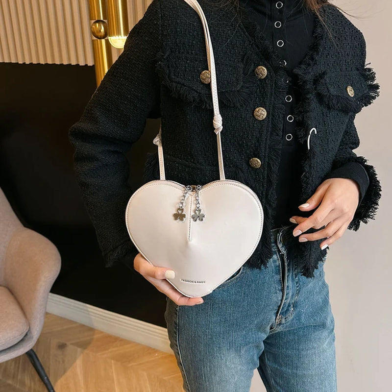 Peach Heart Shape Crossbody Bag New Small Shoulder Bag Ladies PU Fashion Love Bag 2024 Luxury Designer Handbag Solid Sling Purse