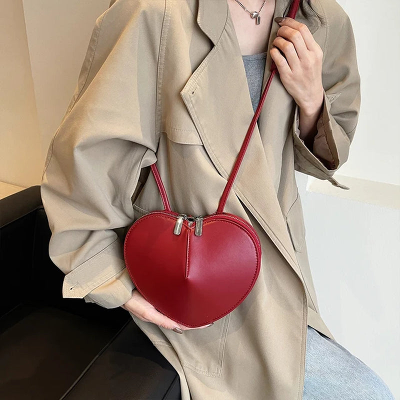 Peach Heart Shape Crossbody Bag New Small Shoulder Bag Ladies PU Fashion Love Bag 2024 Luxury Designer Handbag Solid Sling Purse